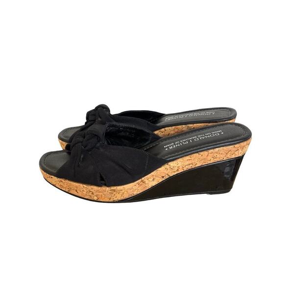 VTG. Y2K DONALD PLINER BLACK BOW TIE WEDGE SANDALS SIZE 10 1/2 NEW. - Picture 3 of 8